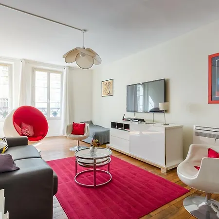 Saint Honore Louvre With Ac *