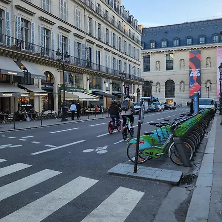 Apartamento Saint Honore Louvre With Ac París