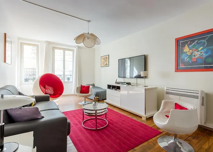 Saint Honore Louvre With Ac *