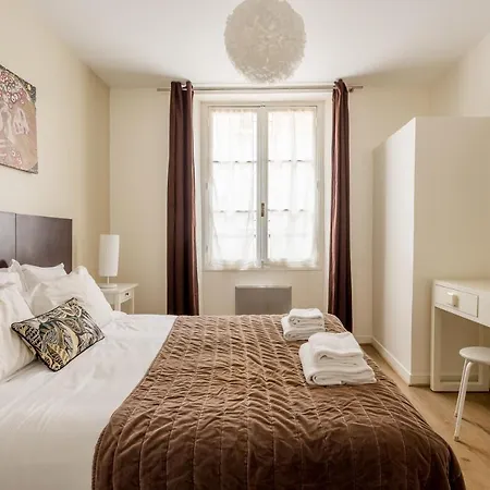 Apartment Saint Honore Louvre With Ac