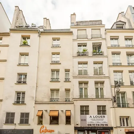 Saint Honore Louvre With Ac París