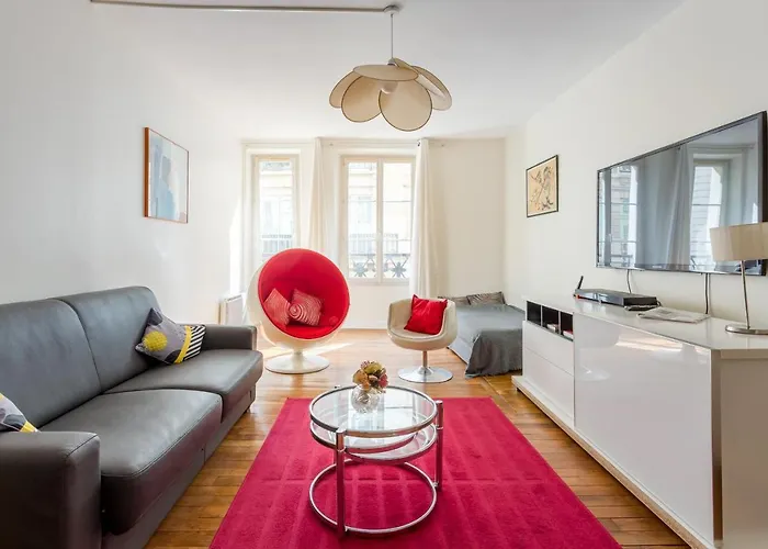 Apartment Saint Honore Louvre With Ac